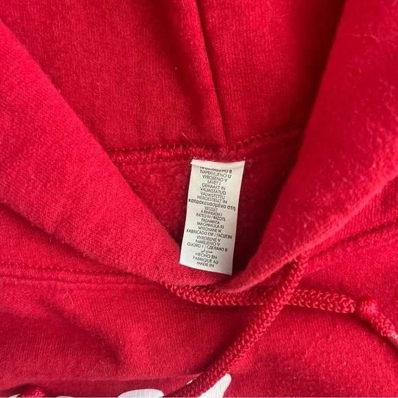 Shop Ludic Red Graphic Sweatshirt - Picture 4 of 5